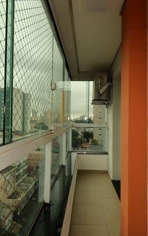 Apartamento à venda com 166m², 3 quartos e 2 vagasSacada do Quarto 2