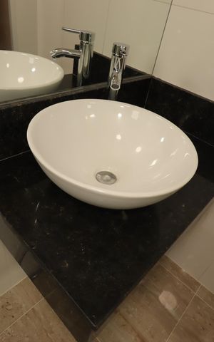 Apartamento à venda com 166m², 3 quartos e 2 vagasBanheiro da Suíte - Pia