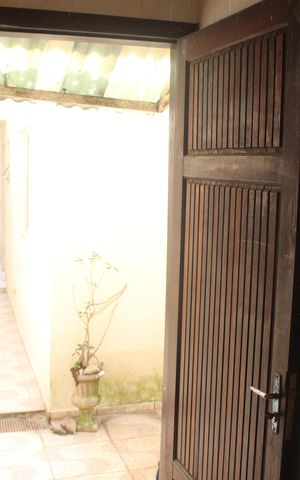 Casa à venda com 130m², 3 quartos e 6 vagasÁrea de Serviço