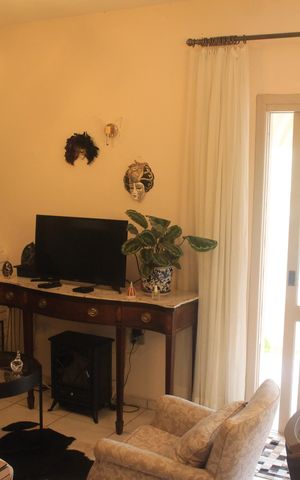 Casa à venda com 130m², 3 quartos e 6 vagasSala