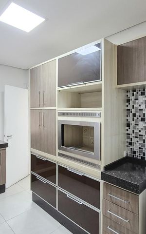 Apartamento à venda com 112m², 2 quartos e 1 vaga Apartamento à venda com 112m², 2 quartos e 1 vagaCozinha
