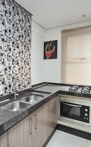 Apartamento à venda com 112m², 2 quartos e 1 vaga Apartamento à venda com 112m², 2 quartos e 1 vagaCozinha
