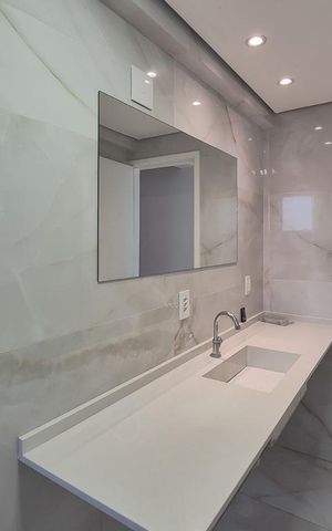 Apartamento à venda com 112m², 2 quartos e 1 vaga Apartamento à venda com 112m², 2 quartos e 1 vagaBanheiro Social