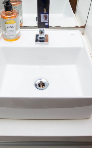 Apartamento à venda com 76m², 2 quartos e 1 vagaBanheiro