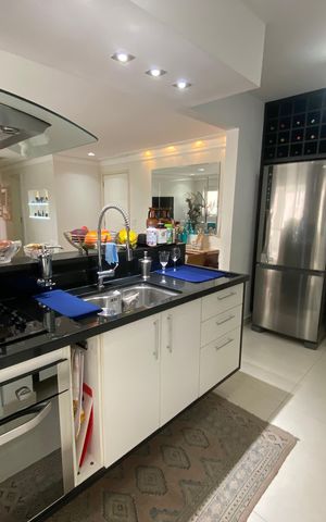 Apartamento à venda com 100m², 1 quarto e 2 vagas
