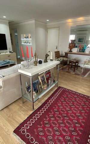 Apartamento à venda com 100m², 1 quarto e 2 vagas