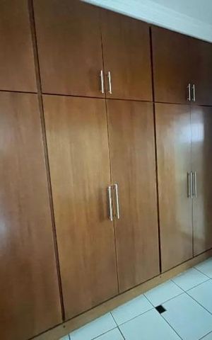 Casa para alugar com 467m², 4 quartos e 4 vagas