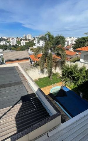 Casa para alugar com 467m², 4 quartos e 4 vagas
