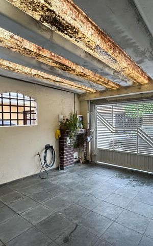 Casa à venda com 148m², 3 quartos e 2 vagas Casa à venda com 148m², 3 quartos e 2 vagasGaragem