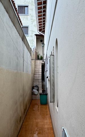 Casa à venda com 148m², 3 quartos e 2 vagas Casa à venda com 148m², 3 quartos e 2 vagasQuintal