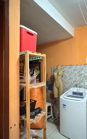 Casa à venda com 148m², 3 quartos e 2 vagas Casa à venda com 148m², 3 quartos e 2 vagasÁrea de Serviço
