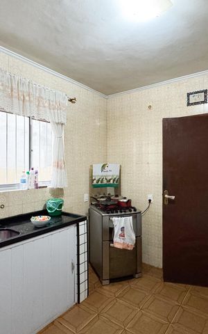 Casa à venda com 148m², 3 quartos e 2 vagas Casa à venda com 148m², 3 quartos e 2 vagasCozinha
