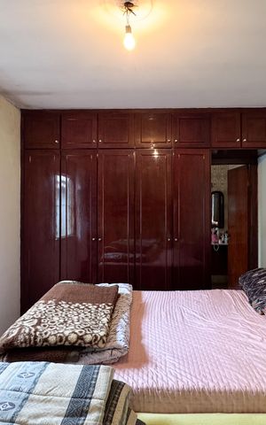 Casa à venda com 148m², 3 quartos e 2 vagas Casa à venda com 148m², 3 quartos e 2 vagasSuíte