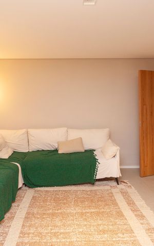 Casa para alugar com 210m², 3 quartos e 3 vagasSala