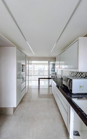 Apartamento à venda com 202m², 5 quartos e 4 vagasCozinha