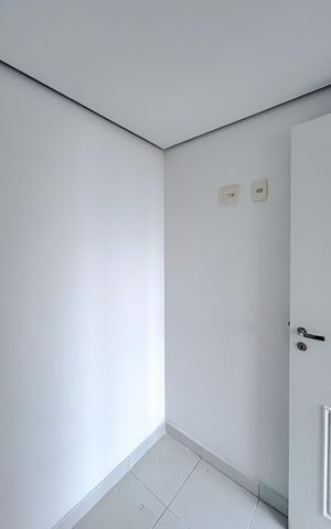 Apartamento à venda com 202m², 5 quartos e 4 vagasQuarto de Serviço