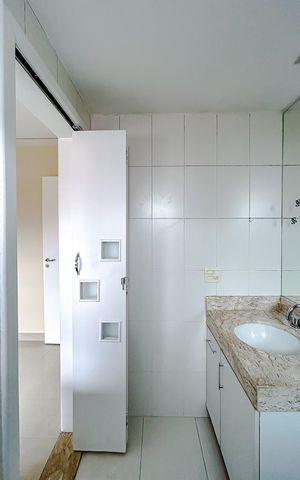 Apartamento à venda com 202m², 5 quartos e 4 vagasBanheiro da Suíte 3