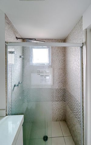 Apartamento à venda com 202m², 5 quartos e 4 vagasBanheiro da Suíte 4