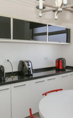 Apartamento à venda com 445m², 4 quartos e 4 vagas Apartamento à venda com 445m², 4 quartos e 4 vagasSala de jantar