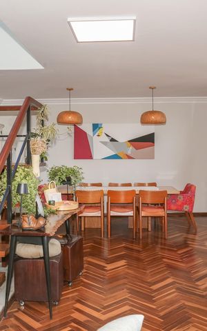 Apartamento à venda com 445m², 4 quartos e 4 vagas Apartamento à venda com 445m², 4 quartos e 4 vagasSala
