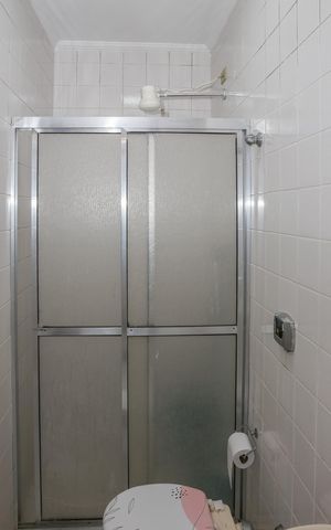 Apartamento à venda com 445m², 4 quartos e 4 vagas Apartamento à venda com 445m², 4 quartos e 4 vagasBanheiro de serviço