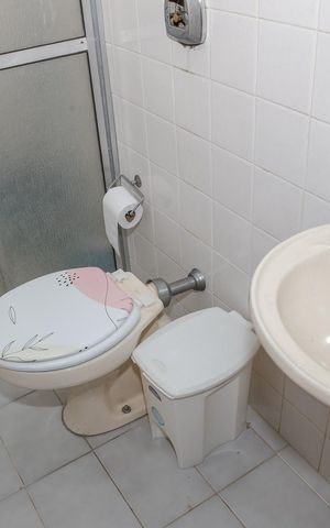Apartamento à venda com 445m², 4 quartos e 4 vagas Apartamento à venda com 445m², 4 quartos e 4 vagasBanheiro de serviço