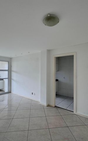 Apartamento à venda com 77m², 3 quartos e 1 vaga Apartamento à venda com 77m², 3 quartos e 1 vagaSala