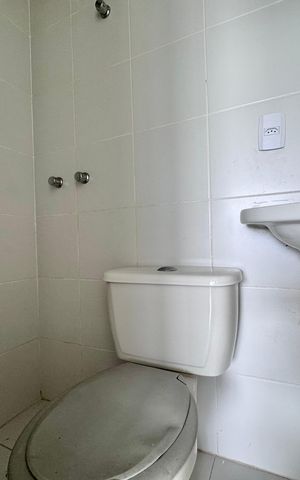 Apartamento à venda com 77m², 3 quartos e 1 vaga Apartamento à venda com 77m², 3 quartos e 1 vagaCozinha e Área de Serviço - Banheiro