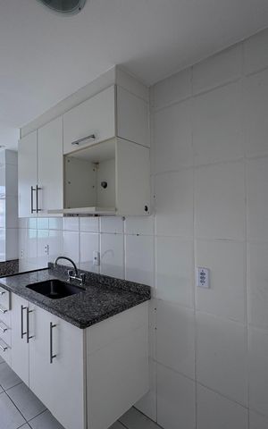 Apartamento à venda com 77m², 3 quartos e 1 vaga Apartamento à venda com 77m², 3 quartos e 1 vagaCozinha e Área de Serviço