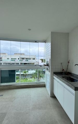 Apartamento à venda com 77m², 3 quartos e 1 vaga Apartamento à venda com 77m², 3 quartos e 1 vagaVaranda