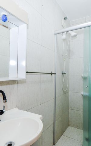 Casa à venda com 116m², 2 quartos e 3 vagasBanheiro da Suíte 1