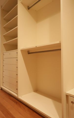 Casa de condomínio à venda com 483m², 4 quartos e 4 vagasCloset da suíte 4