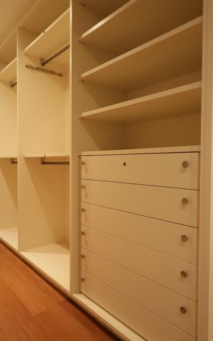 Casa de condomínio à venda com 483m², 4 quartos e 4 vagasCloset da suíte 4