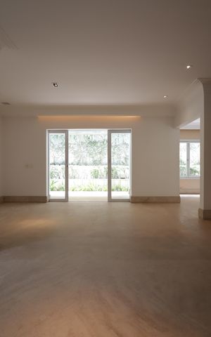 Casa de condomínio à venda com 483m², 4 quartos e 4 vagasSala