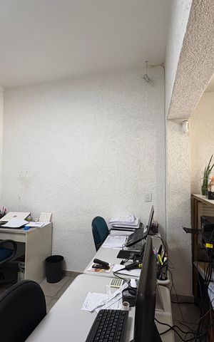 Casa para alugar com 600m², 6 quartos e 4 vagasGaragem - Casa 3