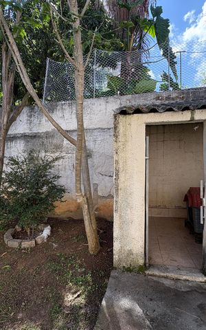 Casa para alugar com 600m², 6 quartos e 4 vagasQuintal/ Jardim