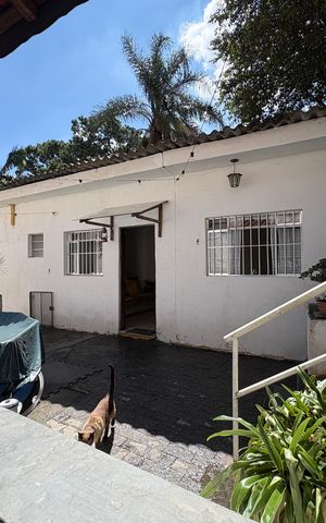 Casa para alugar com 600m², 6 quartos e 4 vagasCasa 2 - Área de serviço 