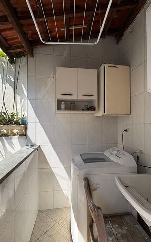 Casa para alugar com 600m², 6 quartos e 4 vagasCasa 2 - Área de serviço 