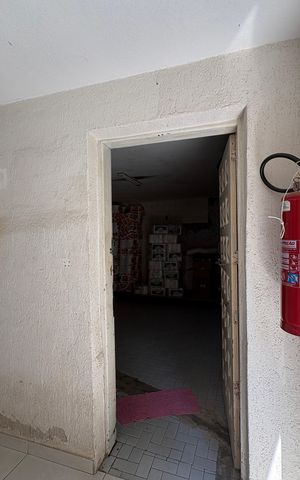 Casa para alugar com 600m², 6 quartos e 4 vagasÁrea comum/ Entrada dos fundos para Casa 3