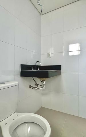 Apartamento à venda com 67m², 3 quartos e 1 vaga Apartamento à venda com 67m², 3 quartos e 1 vagaBanheiro 2