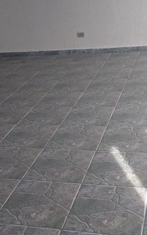 Casa para alugar com 170m², 1 quarto e 2 vagas Casa para alugar com 170m², 1 quarto e 2 vagasÁrea externa