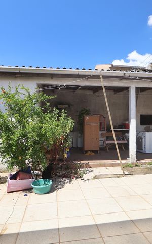 Casa à venda com 43m², 2 quartos e 2 vagasQuintal