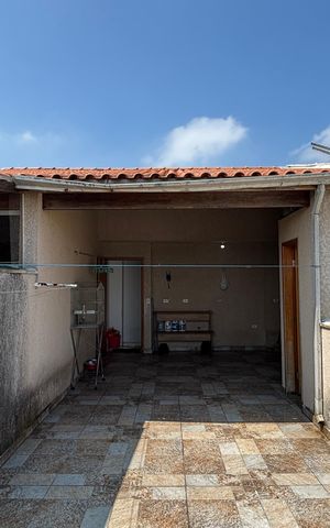 Apartamento à venda com 102m², 2 quartos e 1 vaga Apartamento à venda com 102m², 2 quartos e 1 vagaCobertura