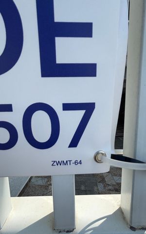 Apartamento à venda com 102m², 2 quartos e 1 vaga Apartamento à venda com 102m², 2 quartos e 1 vagaFachada