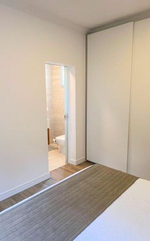 Casa de condomínio à venda com 380m², 5 quartos e 6 vagas