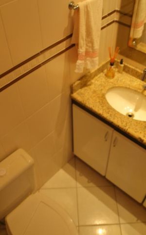 Casa para alugar com 350m², 3 quartos e 3 vagasLavabo da Sala 