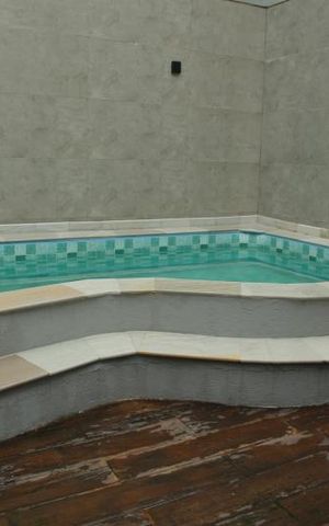 Casa para alugar com 350m², 3 quartos e 3 vagasQuintal/Piscina 