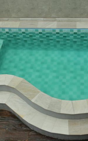 Casa para alugar com 350m², 3 quartos e 3 vagasQuintal/Piscina 