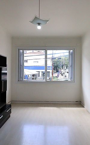 Apartamento à venda com 79m², 2 quartos e sem vagaJanela da Sala