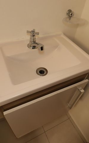 Studio para alugar com 25m², 1 quarto e sem vagaBanheiro - Pia